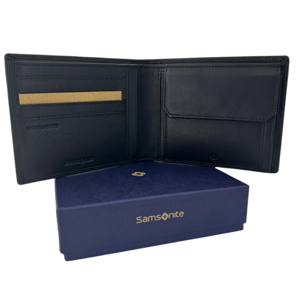 Samsonite wallet with engraving